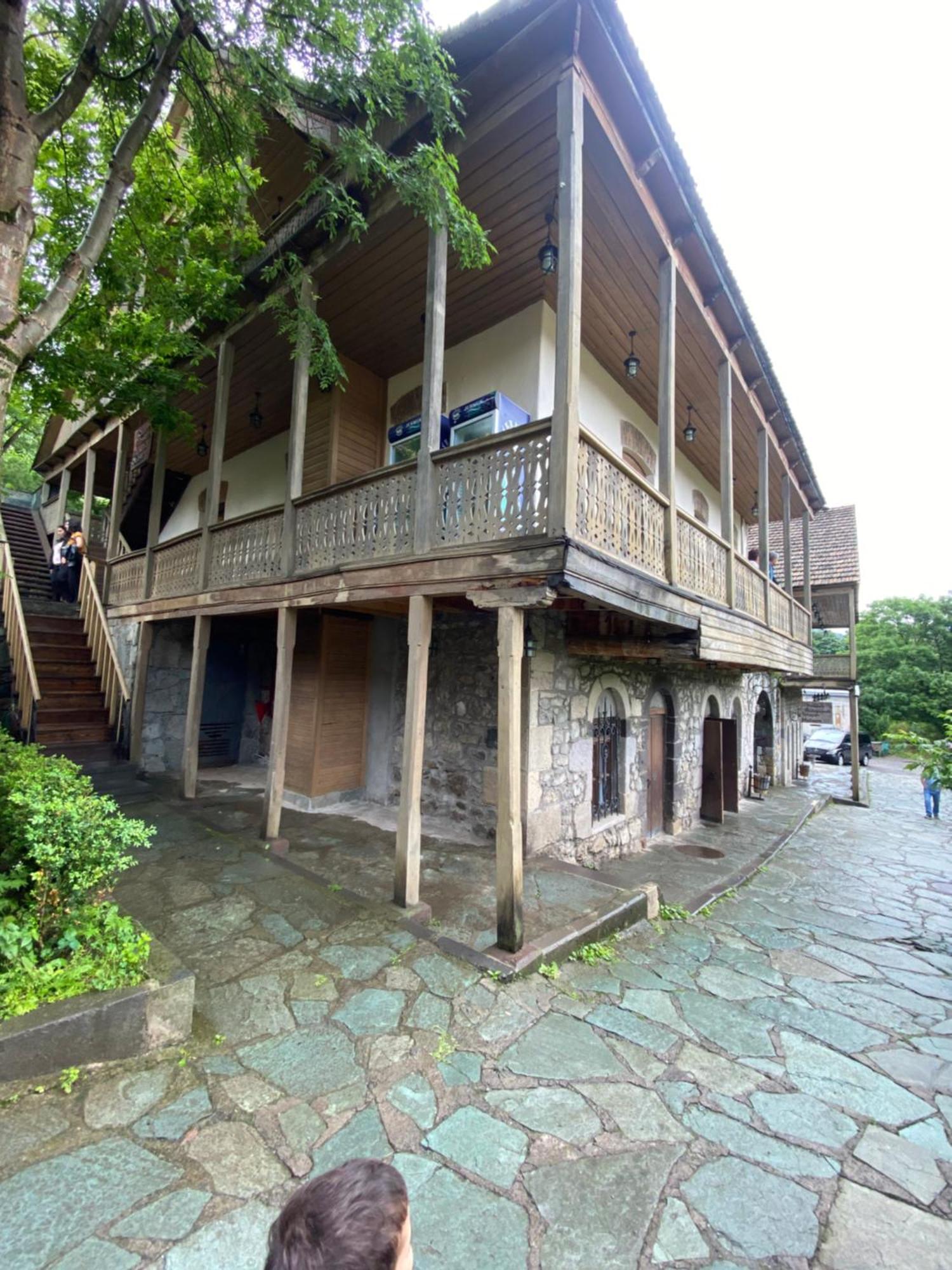 Hotel N1 Ereván Exterior foto